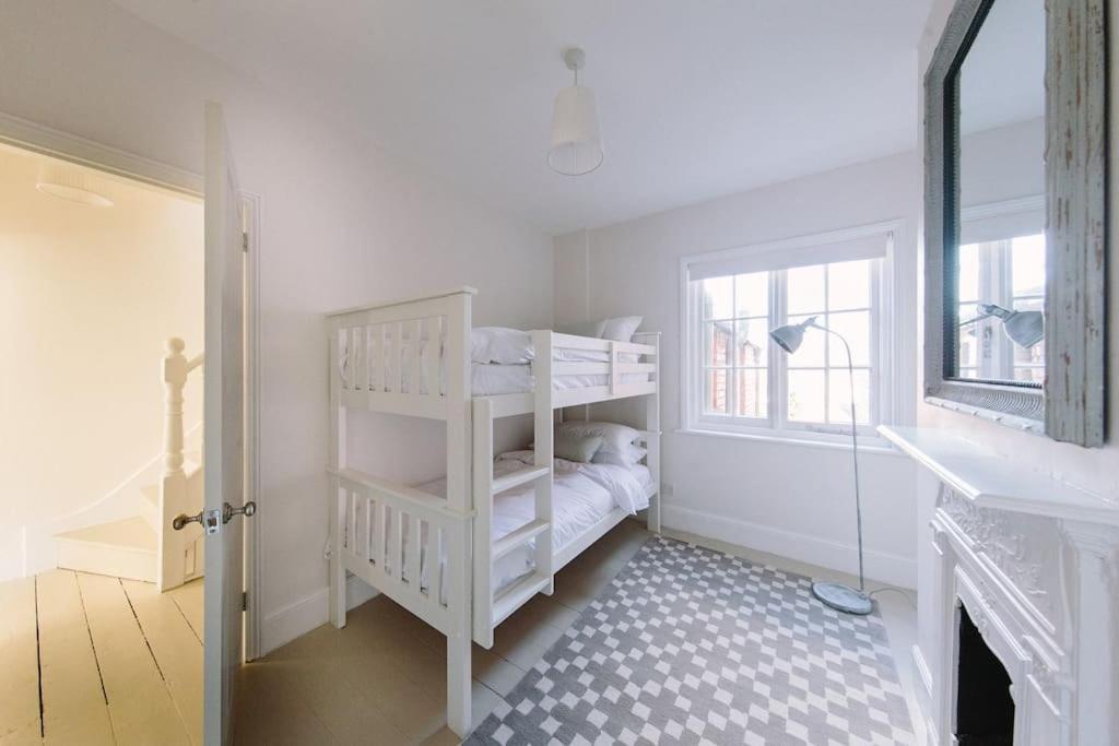 Beautiful House, Cirencester Centre, Parking 外观 照片